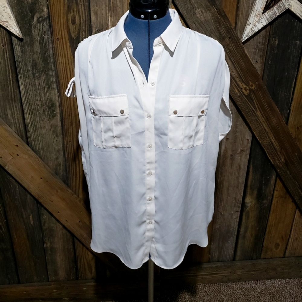 Jones New York Size L Military Style Snap Pocket Blouse